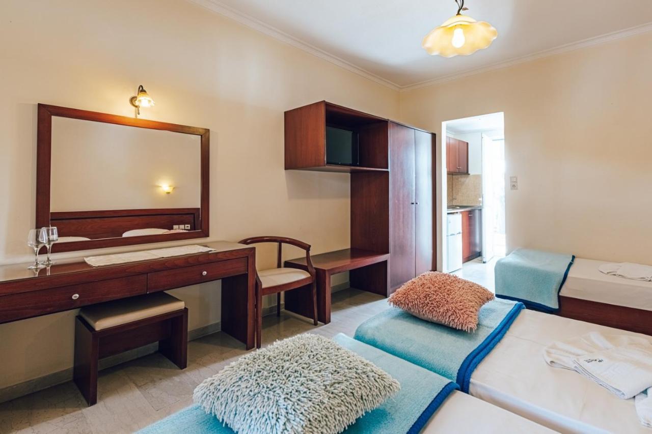 Bluewaves Lejlighedshotel Laganas Eksteriør billede