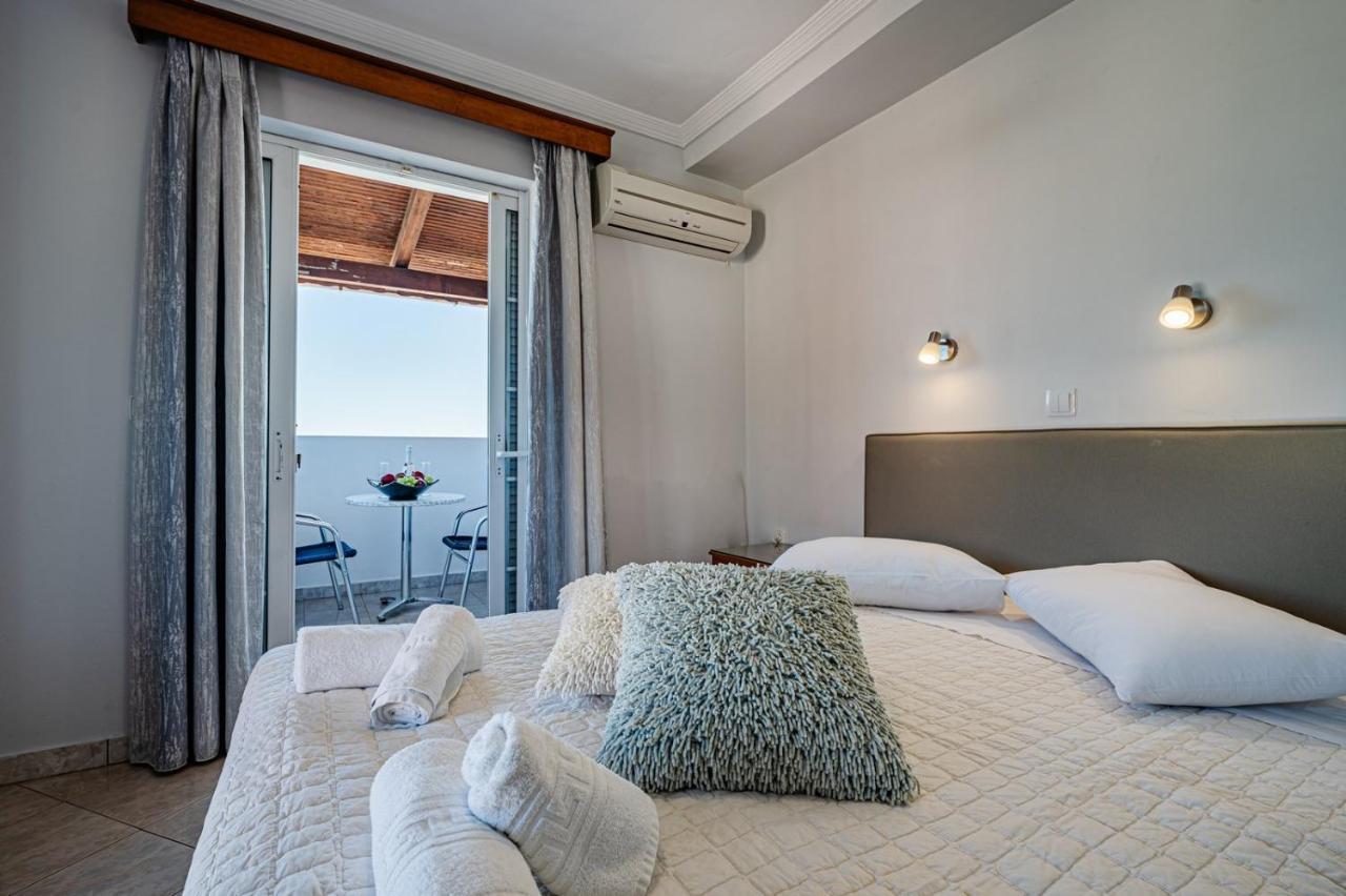 Bluewaves Lejlighedshotel Laganas Eksteriør billede