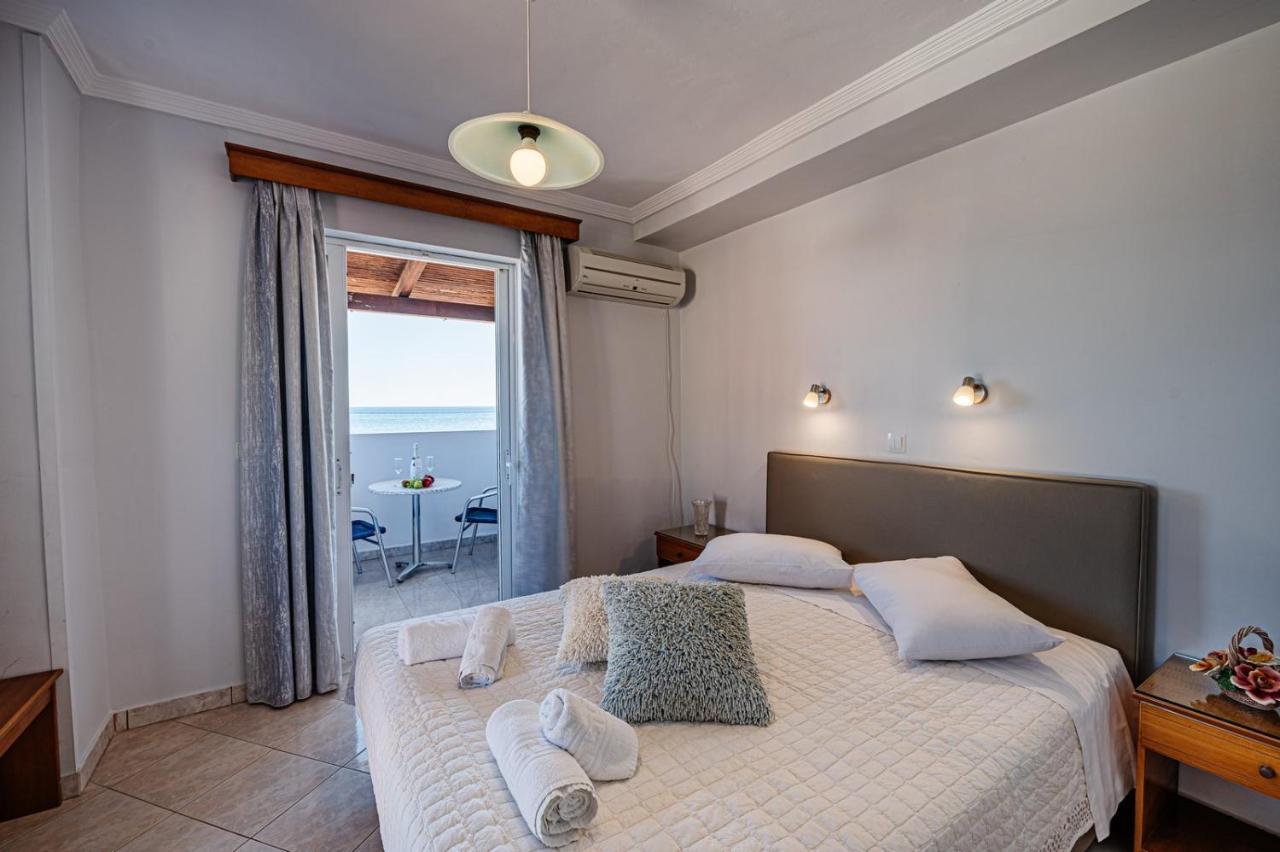 Bluewaves Lejlighedshotel Laganas Eksteriør billede